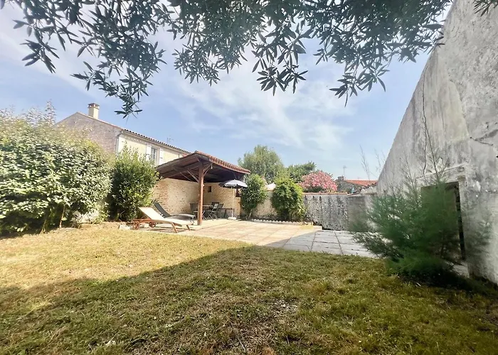 Refuge Champetre - Moderne&confort - Jardin Terrasse Barbecue - Parking Et Wifi Gratuit - Espace Et Detente - Parfaitement équipé - Idéal Famille Saint-Coutant-le-Grand