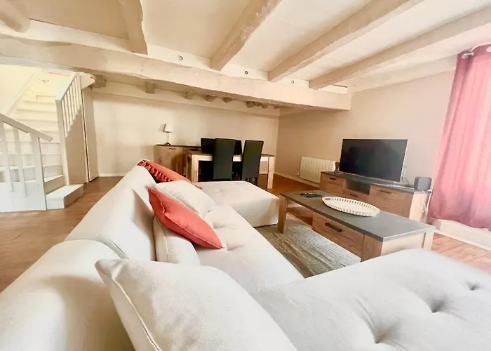 Refuge Champetre - Moderne&confort - Jardin Terrasse Barbecue - Parking Et Wifi Gratuit - Espace Et Detente - Parfaitement équipé - Idéal Famille Saint-Coutant-le-Grand