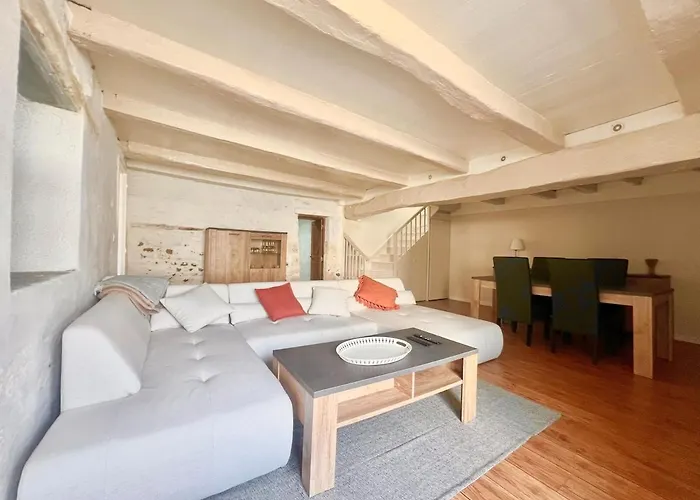 Refuge Champetre - Moderne&confort - Jardin Terrasse Barbecue - Parking Et Wifi Gratuit - Espace Et Detente - Parfaitement équipé - Idéal Famille Pensión Saint-Coutant-le-Grand