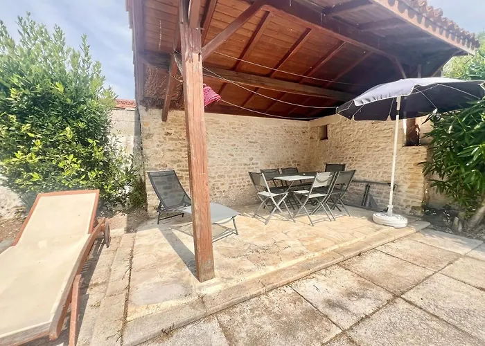 Pensión Refuge Champetre - Moderne&confort - Jardin Terrasse Barbecue - Parking Et Wifi Gratuit - Espace Et Detente - Parfaitement équipé - Idéal Famille